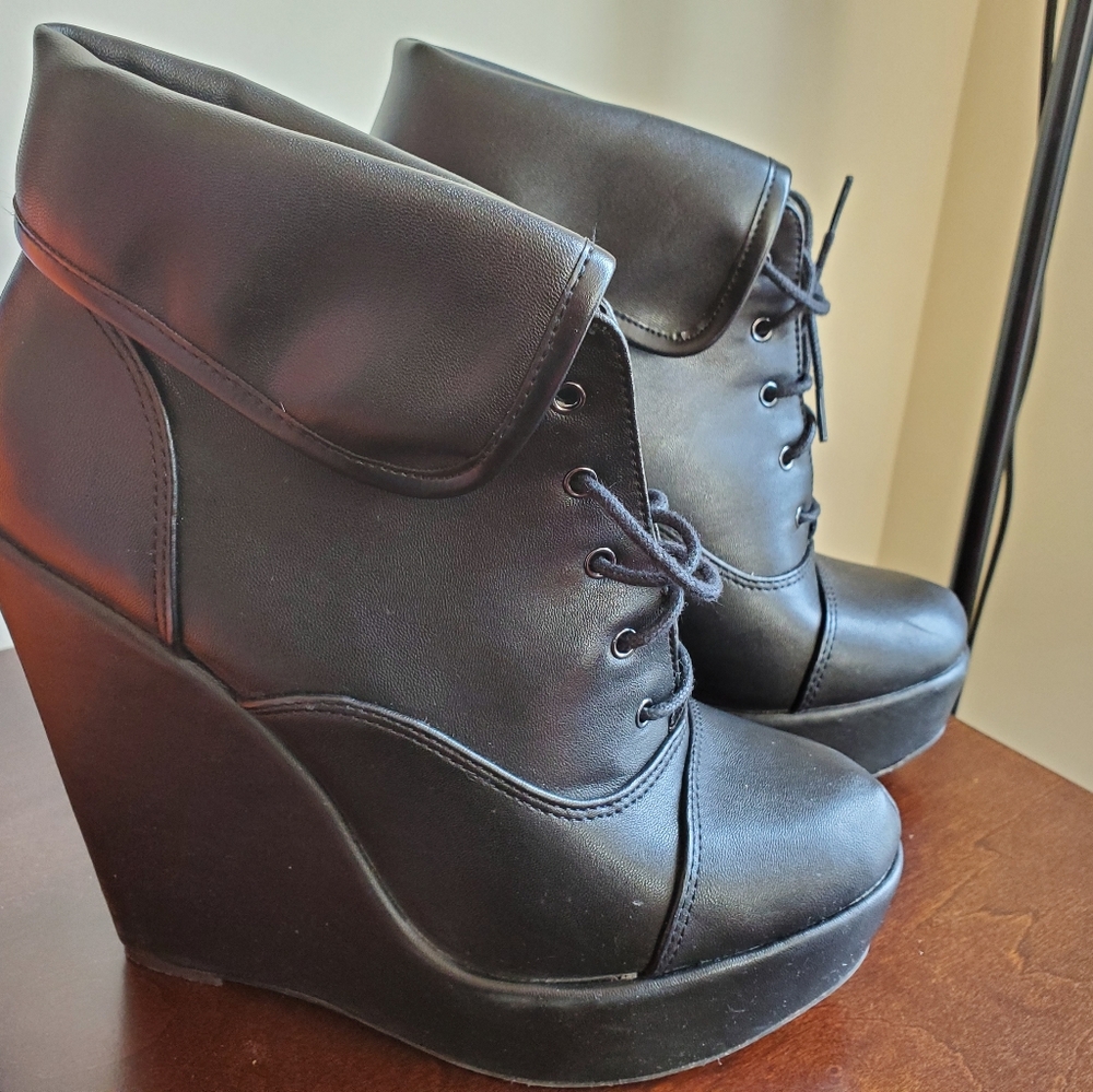 Wedge booties